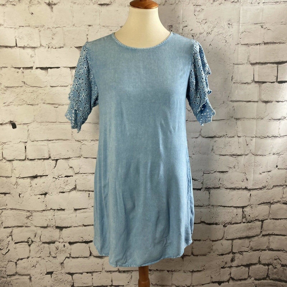 Style Envy‎ Eyelet Short Sleeve blue mini dress Size medium
